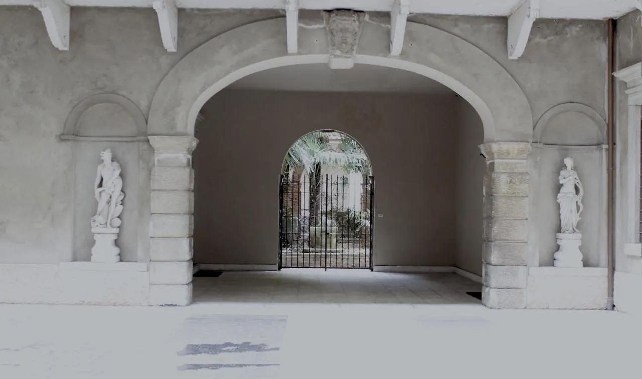 Re Lear Apartment Verona Italy